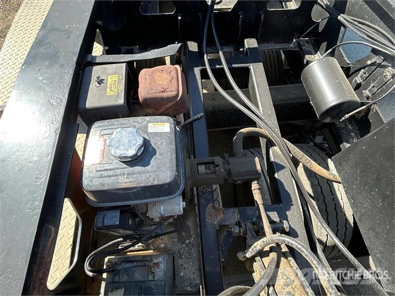 Aspen HG70-16-16 16-Wheel Removable Gooseneck Lowboy Tra Mélybölcsős