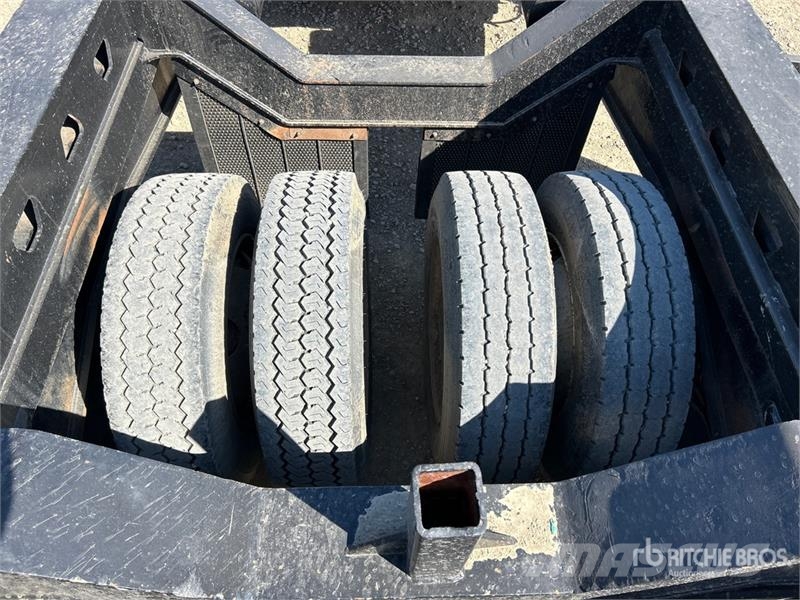 Aspen HG70-16-16 16-Wheel Removable Gooseneck Lowboy Tra Mélybölcsős