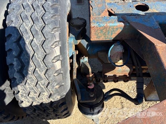Aspen S/A Booster Axle Citas piekabes