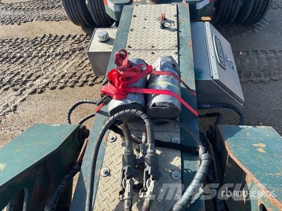 Aspen TD25 T/A Booster Axle その他トレーラー