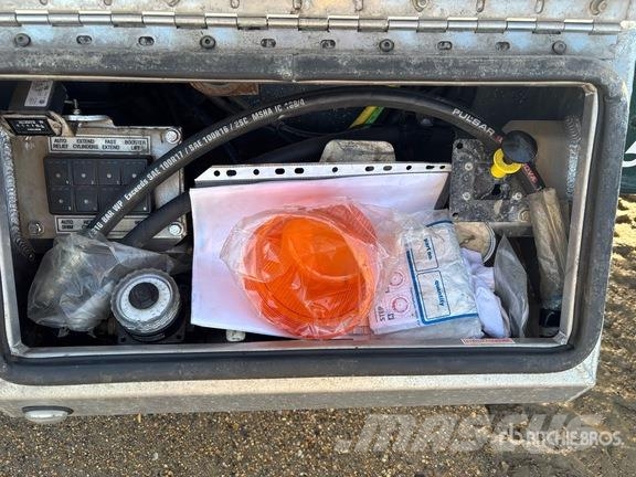Aspen TD25 T/A Booster Axle その他トレーラー