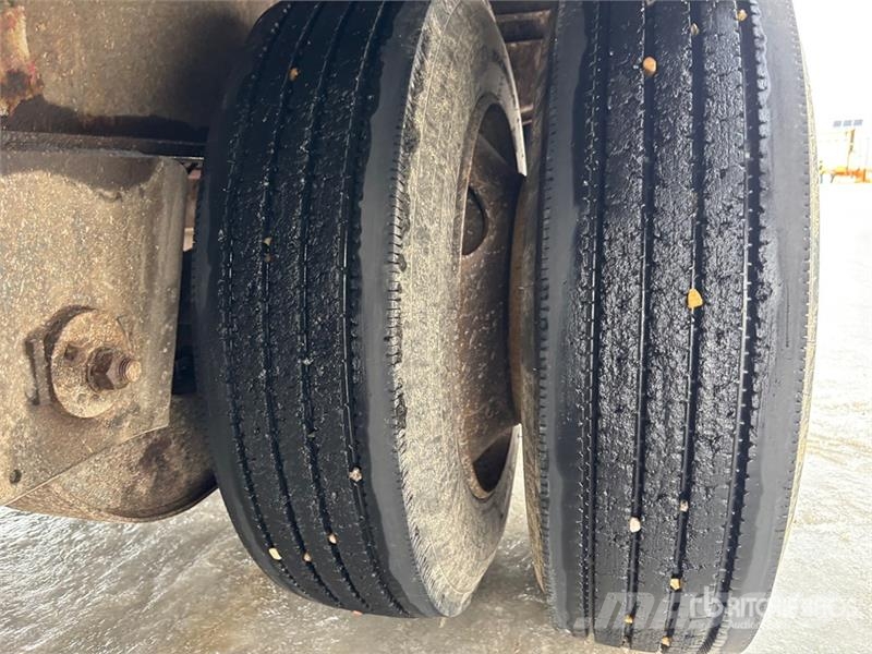 Aspen Tri/A 26 ft Extendable Removable Gooseneck Lowboy Nizki nakladalci