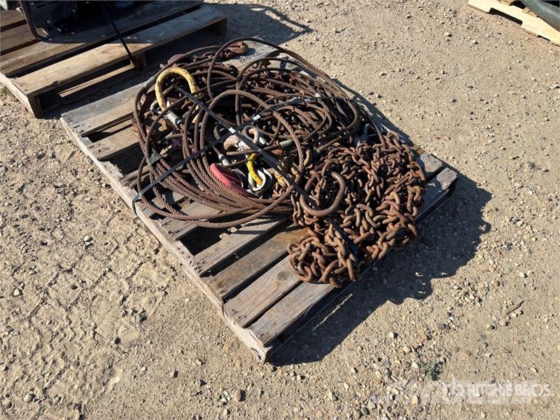 Assorted Chains and cable Sling Piezas y equipos para grúas