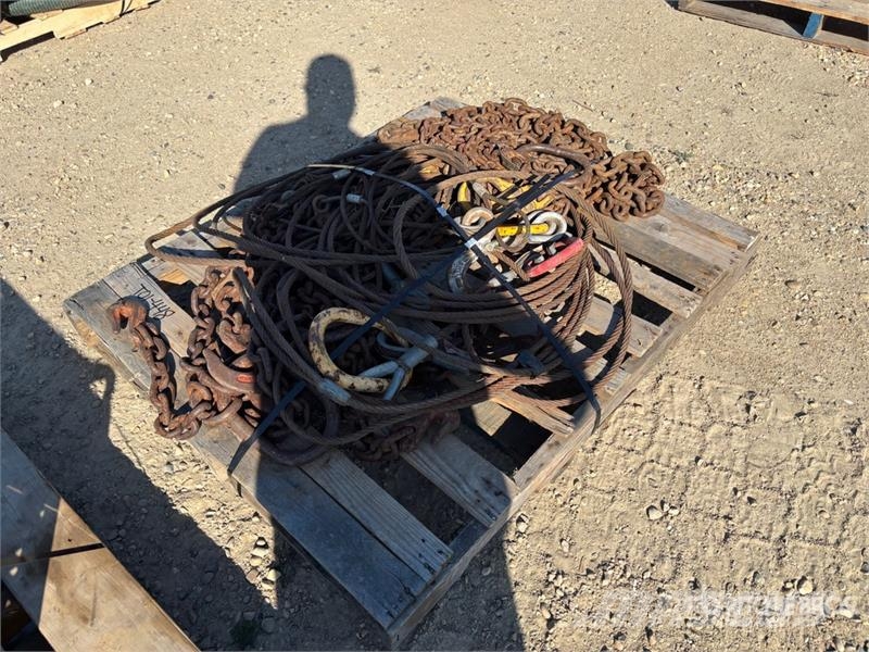 Assorted Chains and cable Sling Piezas y equipos para grúas