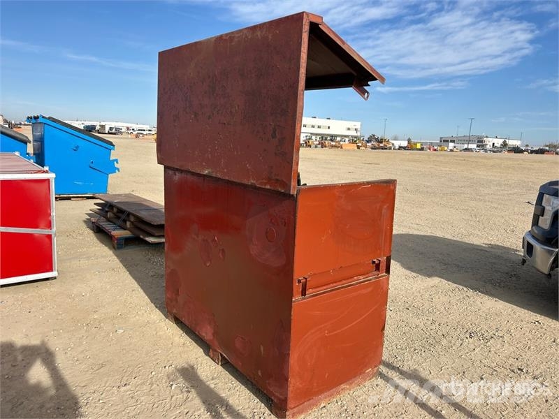 Assorted Electric Hand Tools and Job Site Box ( 60 Ostale komponente za građevinarstvo