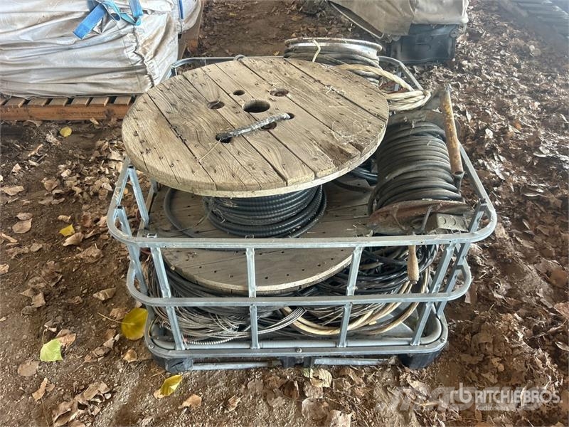 Assorted Electrical Cable, Wire and Reels Andre komponenter