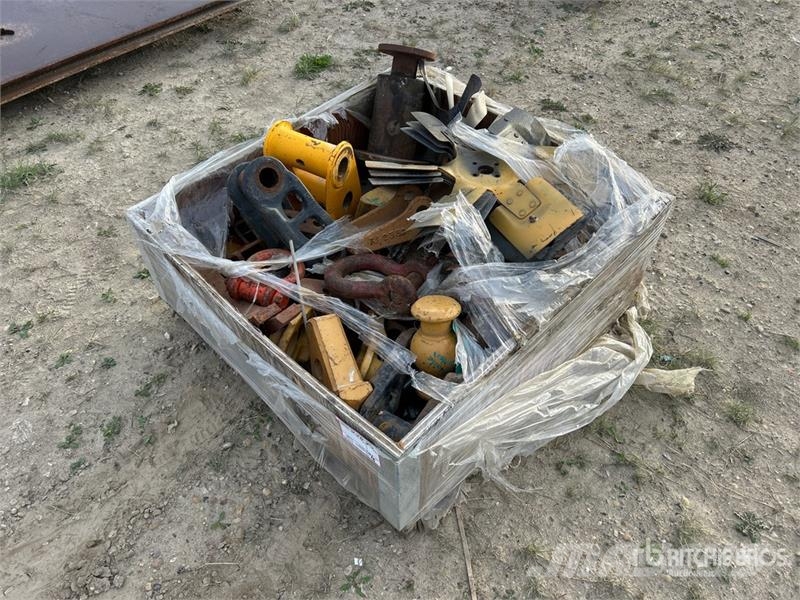  Assorted Heavy Equipment Parts Andre komponenter
