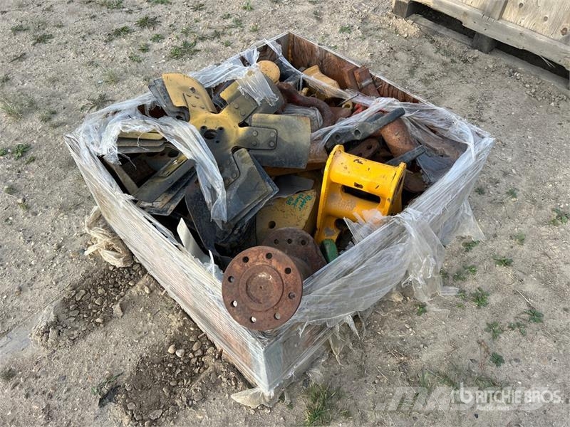 Assorted Heavy Equipment Parts Andre komponenter