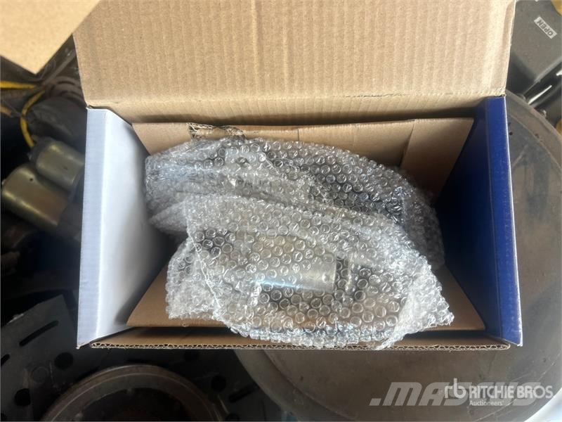 Assorted Starter Motors, Clutches & Electrical Par مكونات أخرى