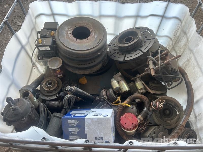 Assorted Starter Motors, Clutches & Electrical Par مكونات أخرى