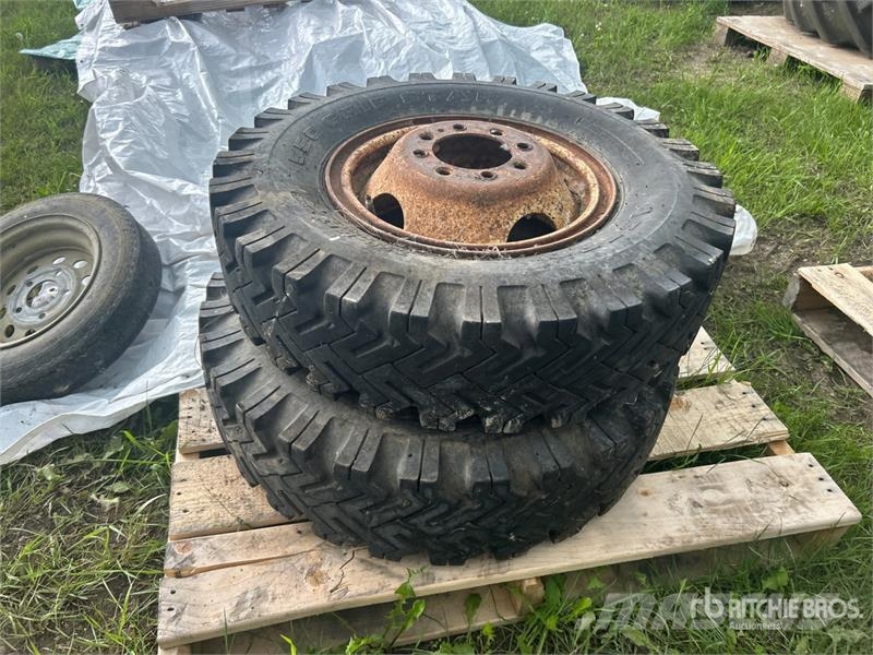 Astro 7.50-16 Tires Opony, koła i felgi