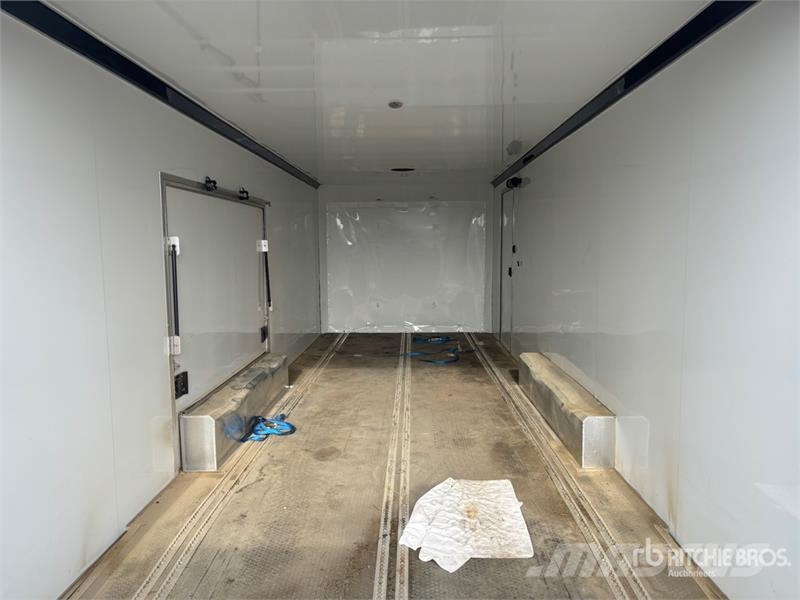 ATC 24 ft T/A Enclosed Trailer Прицепы-фургоны