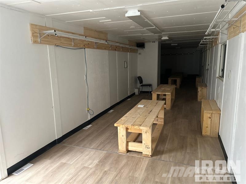 Atco 10 ft x 52 ft Skid-Mounted Mobile Camp Bivalni kontejnerji
