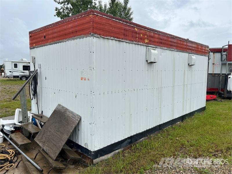 Atco 20 ft x 10 ft Skid-Mounted Washcar Otros