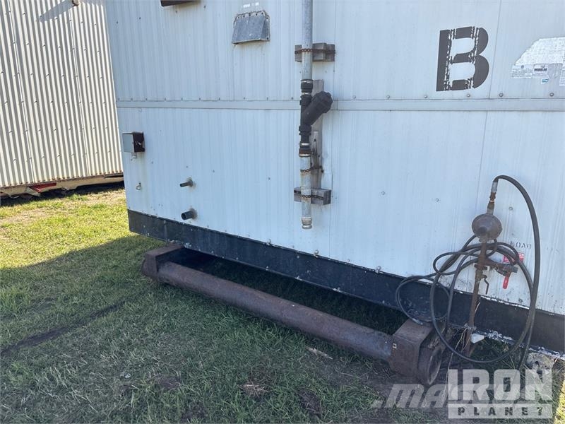 Atco 32 ft x 12 ft Skid-Mounted Washcar Būvniecība- Citi