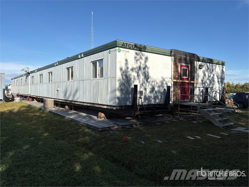 Atco 4 Unit 120 ft x 30 ft 13 Person Mobile Camp Bauwagen