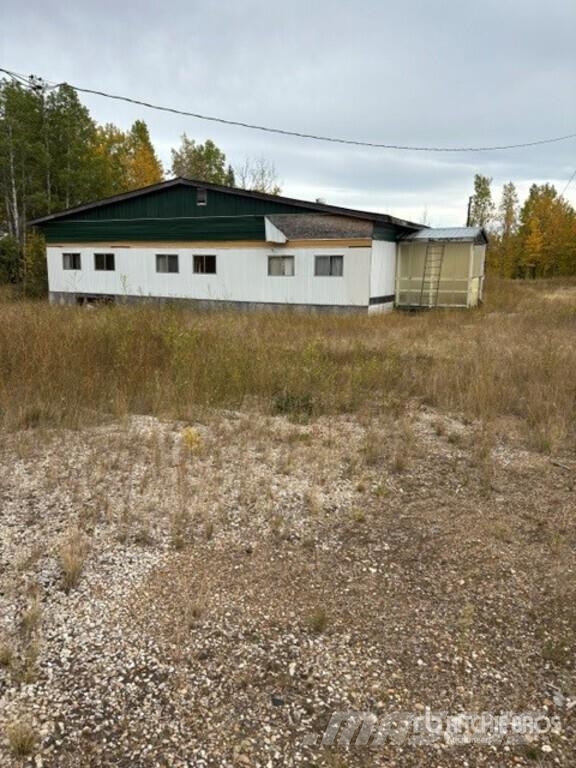 Atikameg, AB DML 840100 8.77 +/- Acres on Title Le Landbouw - overige