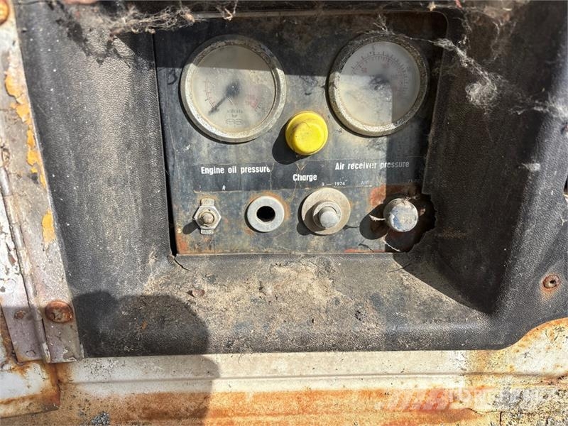 Atlas Copco Air Compressor (Inoperable) Воздушные компрессоры
