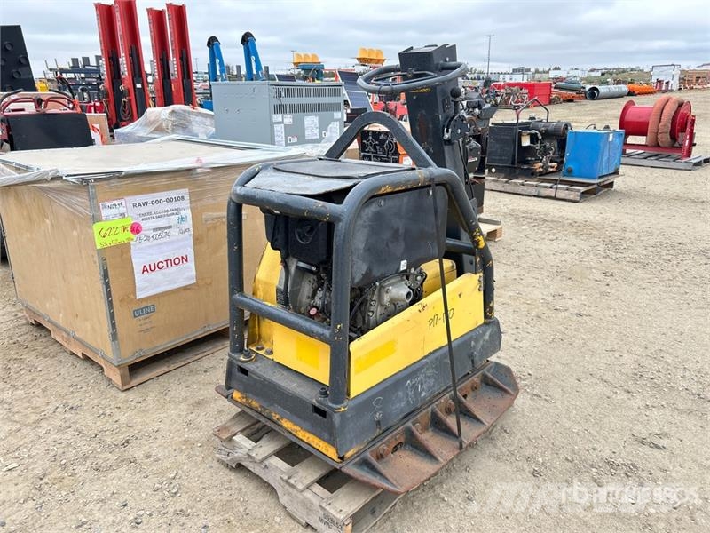 Atlas Copco Supra Vibratory Plate Compactor دكاكات أفقية
