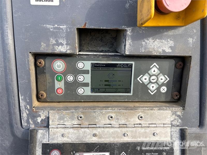 Atlas Copco XATS400 JD 400 cfm Mobile Air Compressor Kompresszorok