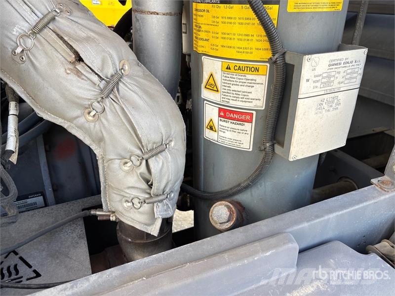 Atlas Copco XATS400 JD 400 cfm Mobile Air Compressor Kompressoren