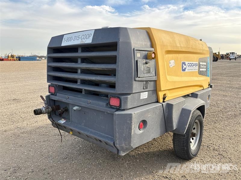 Atlas Copco XATS400 JD 400 cfm Mobile Air Compressor Kompresszorok