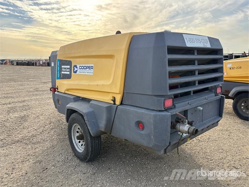Atlas Copco XATS400 JD 400 cfm Mobile Air Compressor Kompresszorok