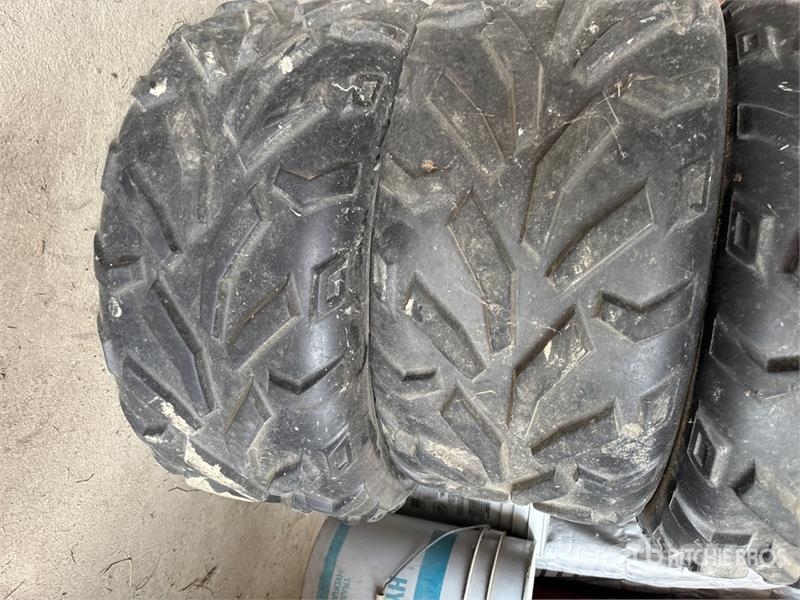 ATV Tires Kiti naudoti statybos komponentai