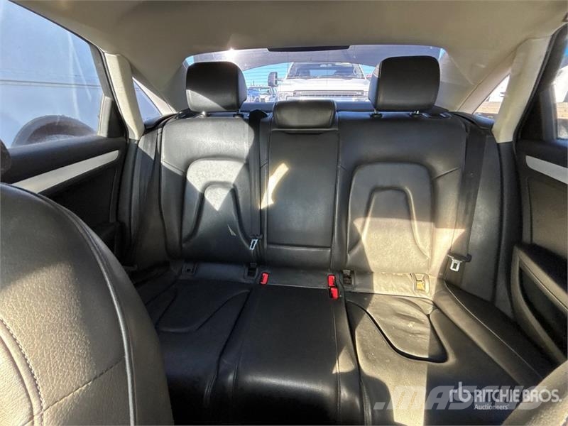 Audi A4 سيارات