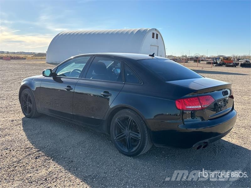 Audi A4 سيارات