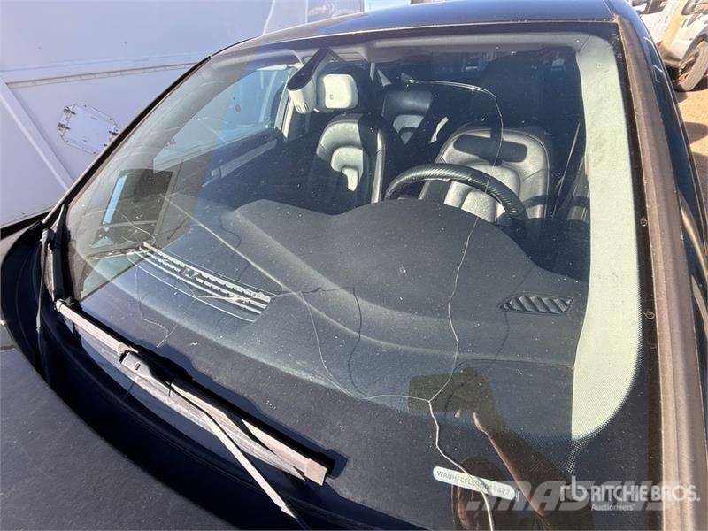 Audi A4 سيارات