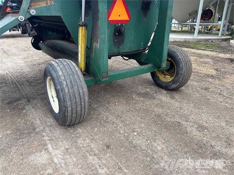Bale King 2000 Bale Processor Rundballerivere, -kuttere og -utpakkere