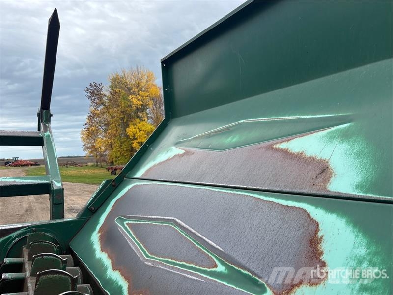 Bale King 2000 Bale Processor Rundballerivere, -kuttere og -utpakkere