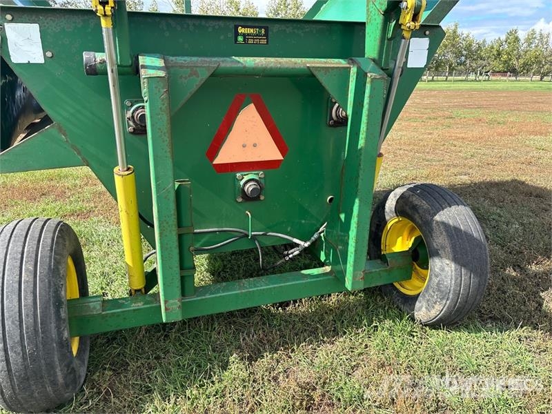 Bale King 2880 6 ft x 8 ft 8 in Hydraulic Bale Processor Rullipurustid, noad ja lahtirullijad