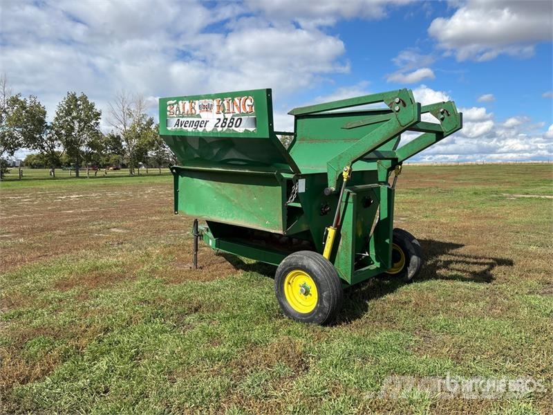 Bale King 2880 6 ft x 8 ft 8 in Hydraulic Bale Processor Rullipurustid, noad ja lahtirullijad
