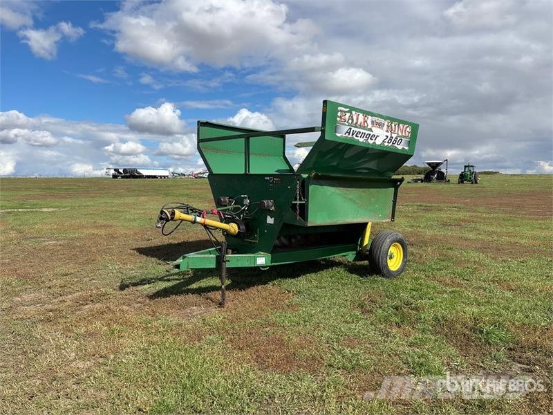 Bale King 2880 6 ft x 8 ft 8 in Hydraulic Bale Processor Rullipurustid, noad ja lahtirullijad