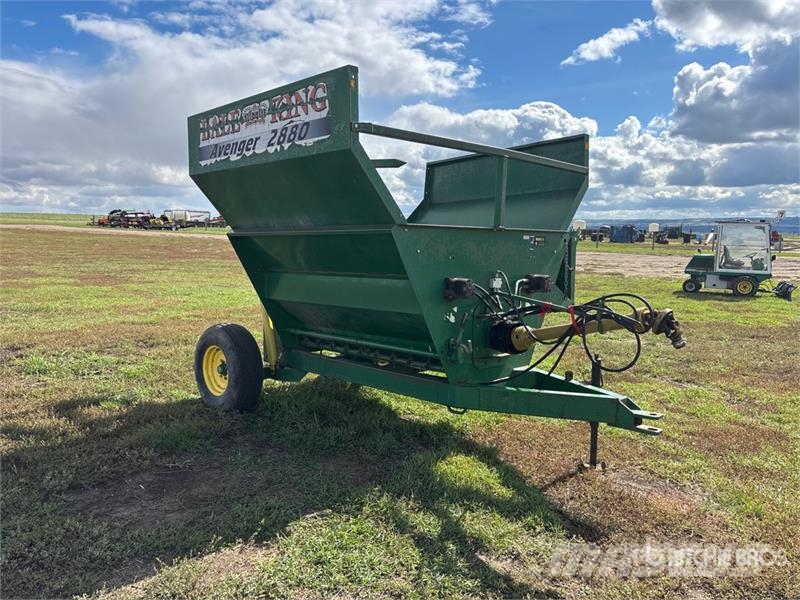 Bale King 2880 6 ft x 8 ft 8 in Hydraulic Bale Processor Rullipurustid, noad ja lahtirullijad