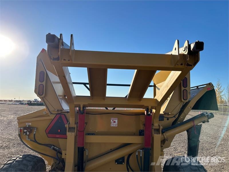 Bale King 5100TR S/A Bale Processor آلات تمزيق الحزم وتقطيعها ونشرها