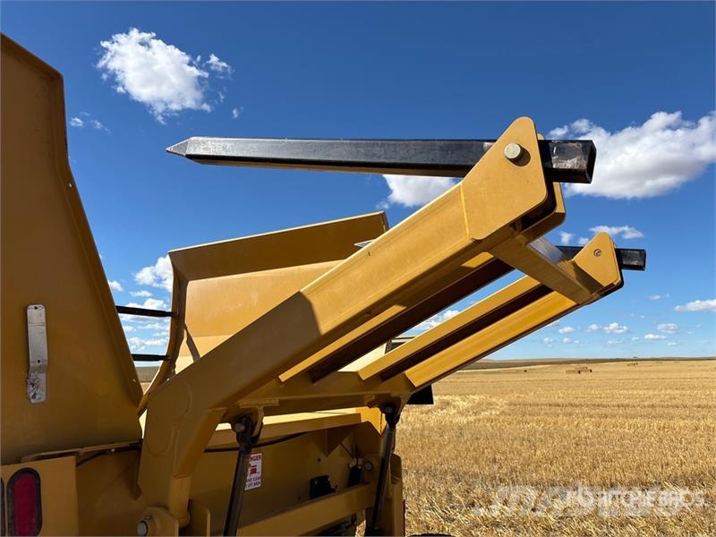 Bale King 8200 Bale Processor Trinciatrici, tagliatrici e srotolatrici per balle