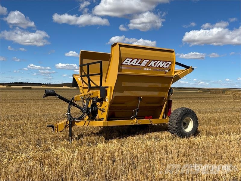 Bale King 8200 Bale Processor Trinciatrici, tagliatrici e srotolatrici per balle