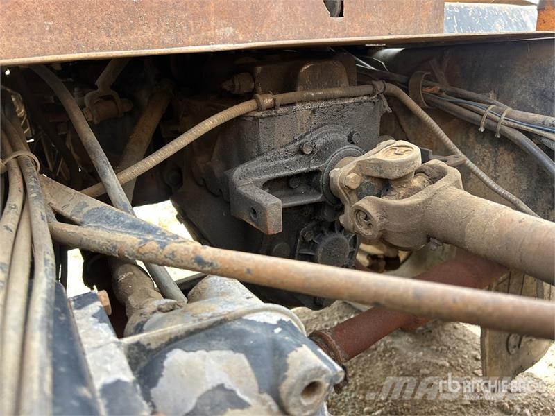 Bantam T450 30000 lb 6x4 Hydraulic Truck Crane Gru cingolate