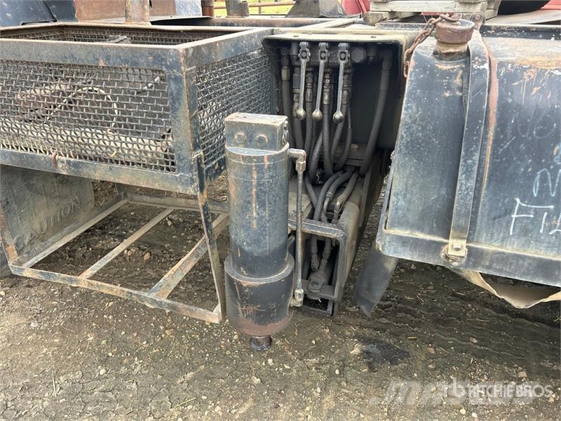 Bantam T450 30000 lb 6x4 Hydraulic Truck Crane Gru cingolate