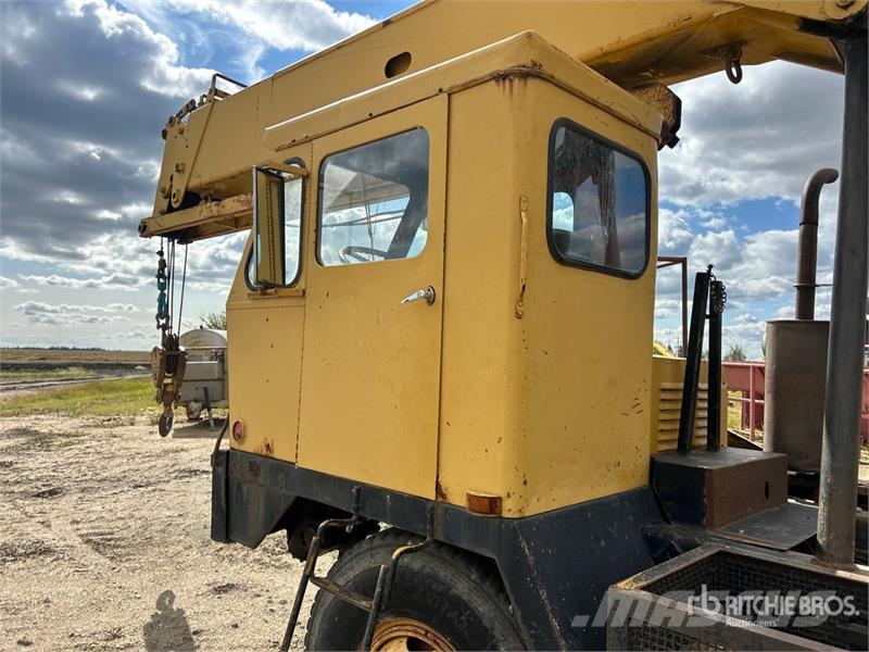 Bantam T450 30000 lb 6x4 Hydraulic Truck Crane Gru cingolate