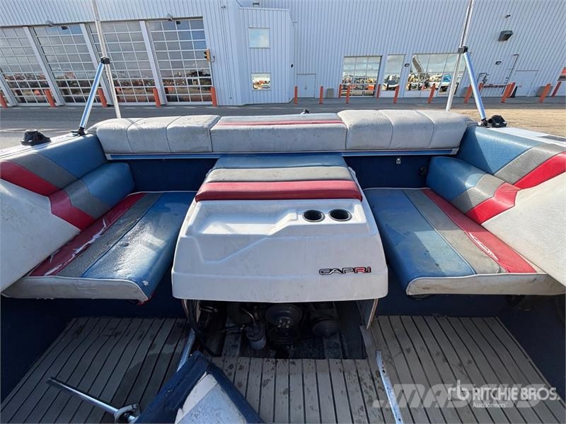 Bayliner Capri 21 ft Bowrider Boat Работни лодки / Баркаси