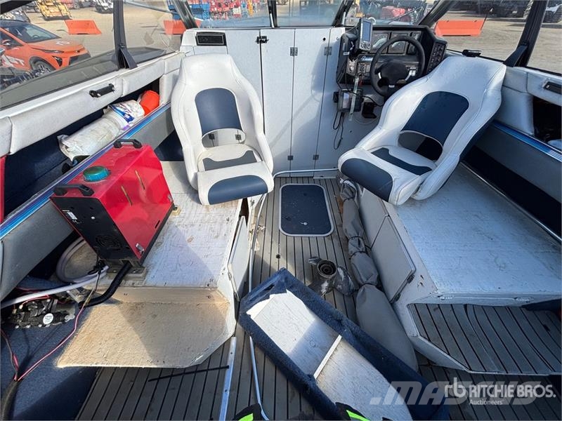 Bayliner Capri 21 ft Bowrider Boat Работни лодки / Баркаси