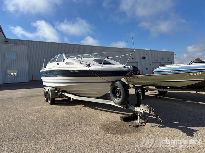 Bayliner Capri 21 ft Bowrider Boat Работни лодки / Баркаси