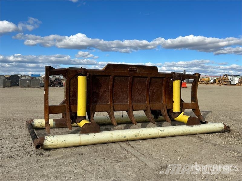  Beales 192 in Dozer Rake Граблі і сінозворушувачі