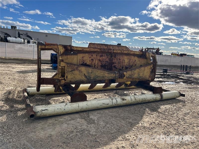  Beales 192 in Dozer Rake Граблі і сінозворушувачі