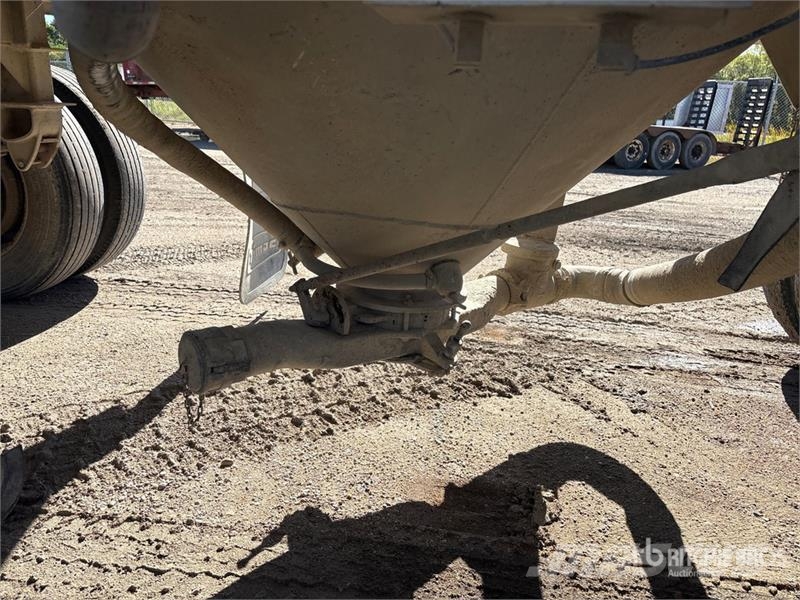 Beall Pneumatic Bulk Trailer Otros remolques