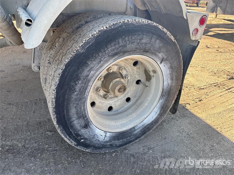 Beall Pneumatic Bulk Trailer Otros remolques